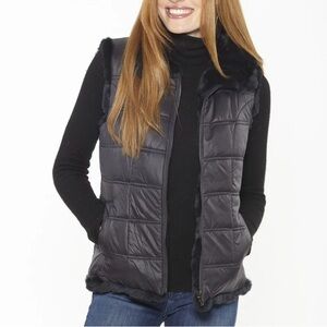 Linda Richards Women’s size XS Rex Black Rabbit Fur Reversible Vest